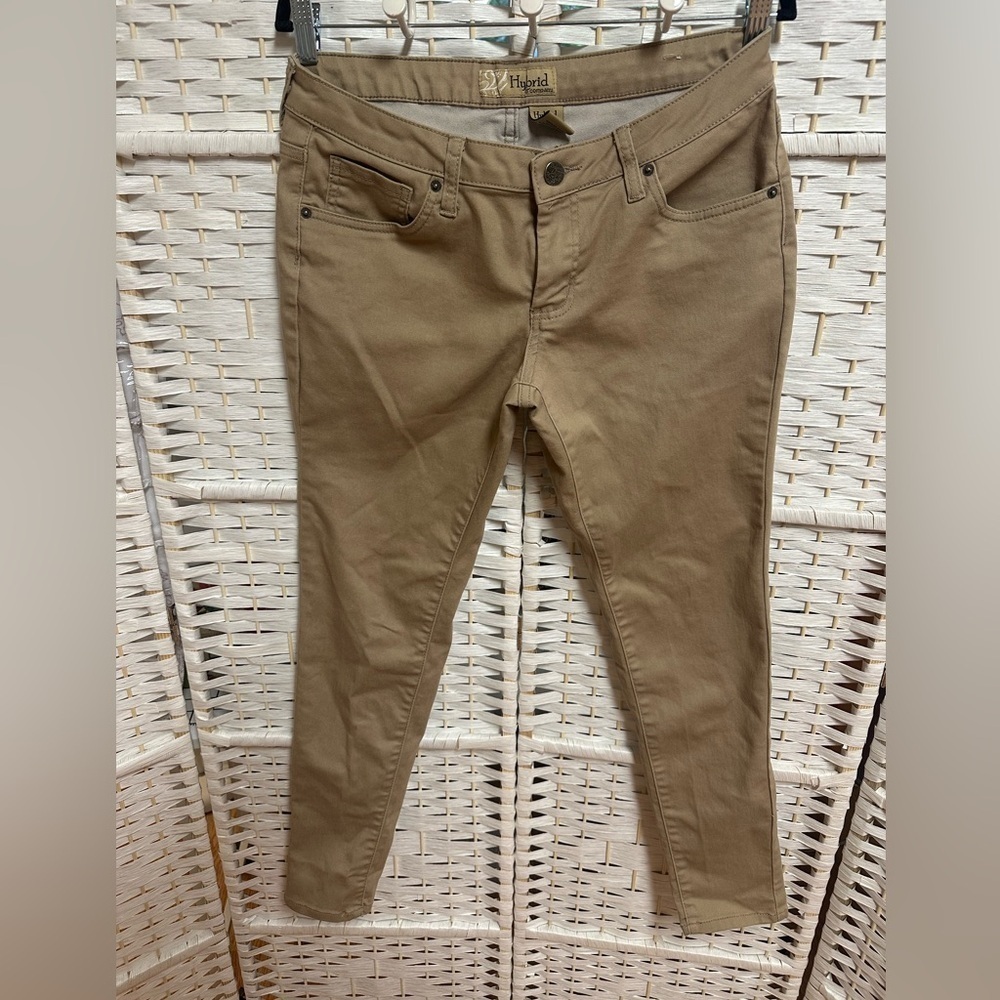 Juniors 13 Hybrid stretch denim tan never worn straight leg‎